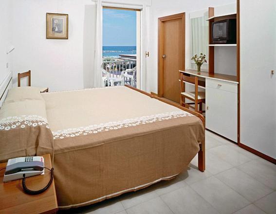 Hotel Saint Tropez Spa & Restaurant Lido Di Savio Kamer foto
